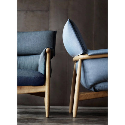 Embrace Lounge Chair