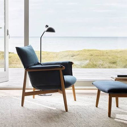 Embrace Lounge Chair