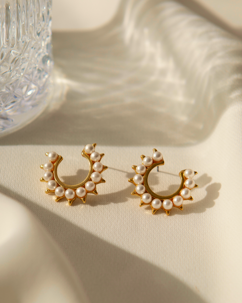 AestheticGolden Earrings With Pearls